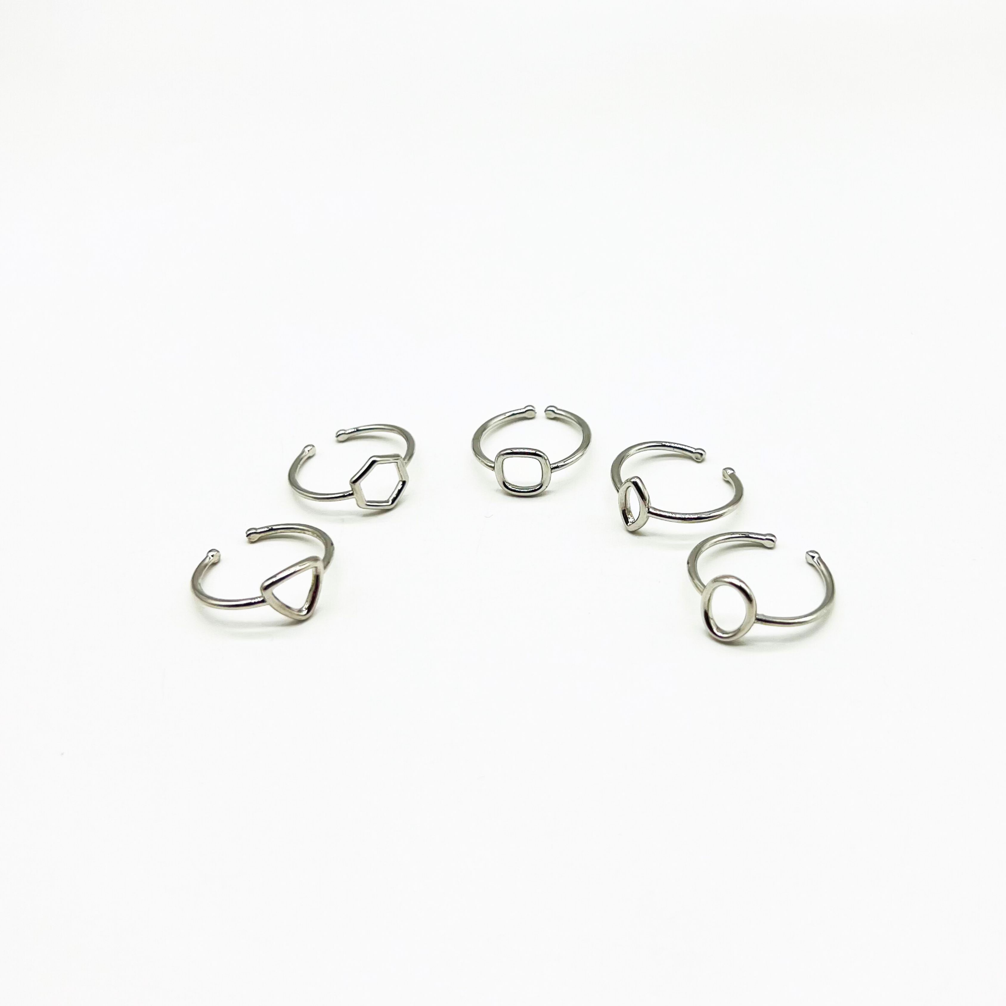 Minimalist Geometric Outline Stacking Rings