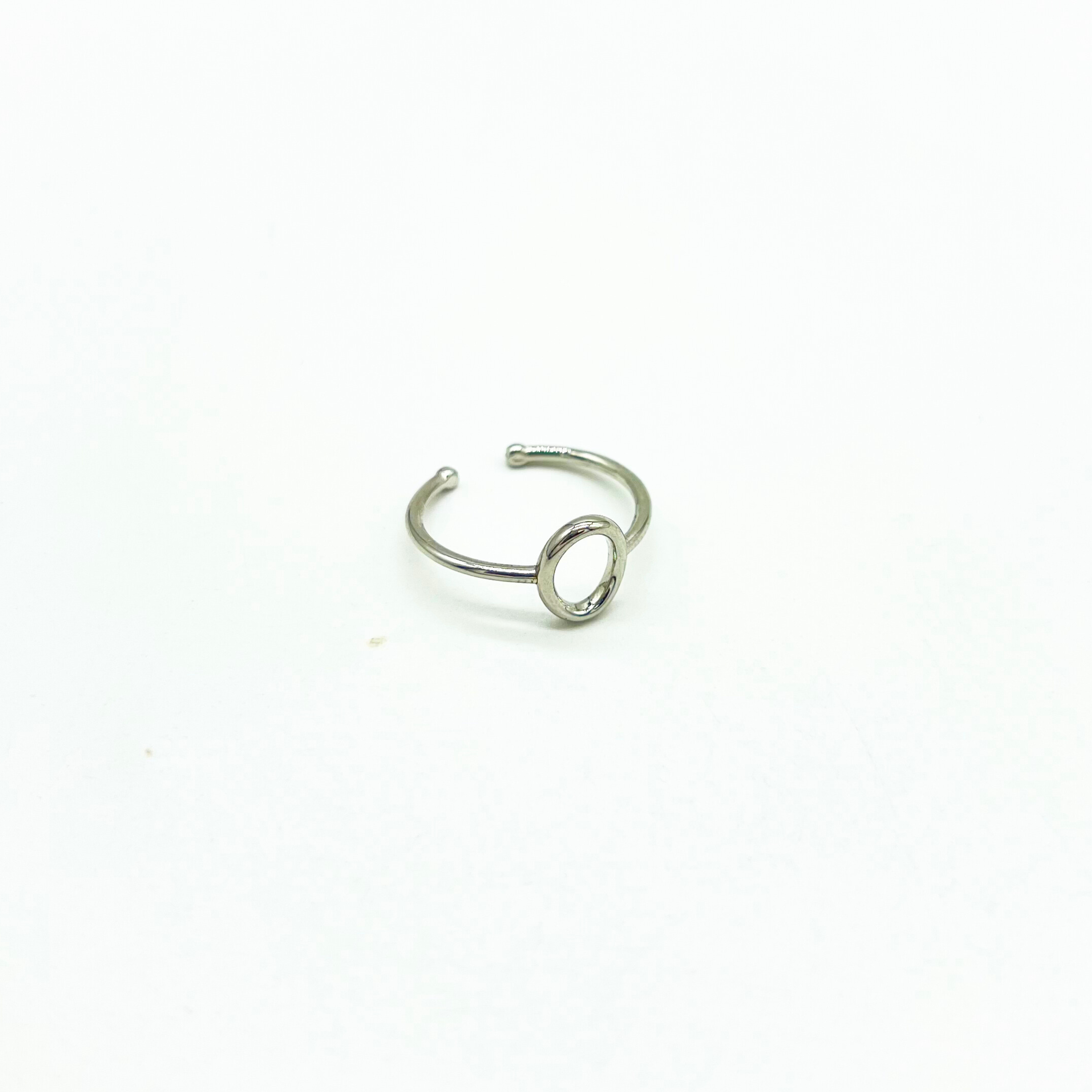 Minimalist Geometric Outline Stacking Rings
