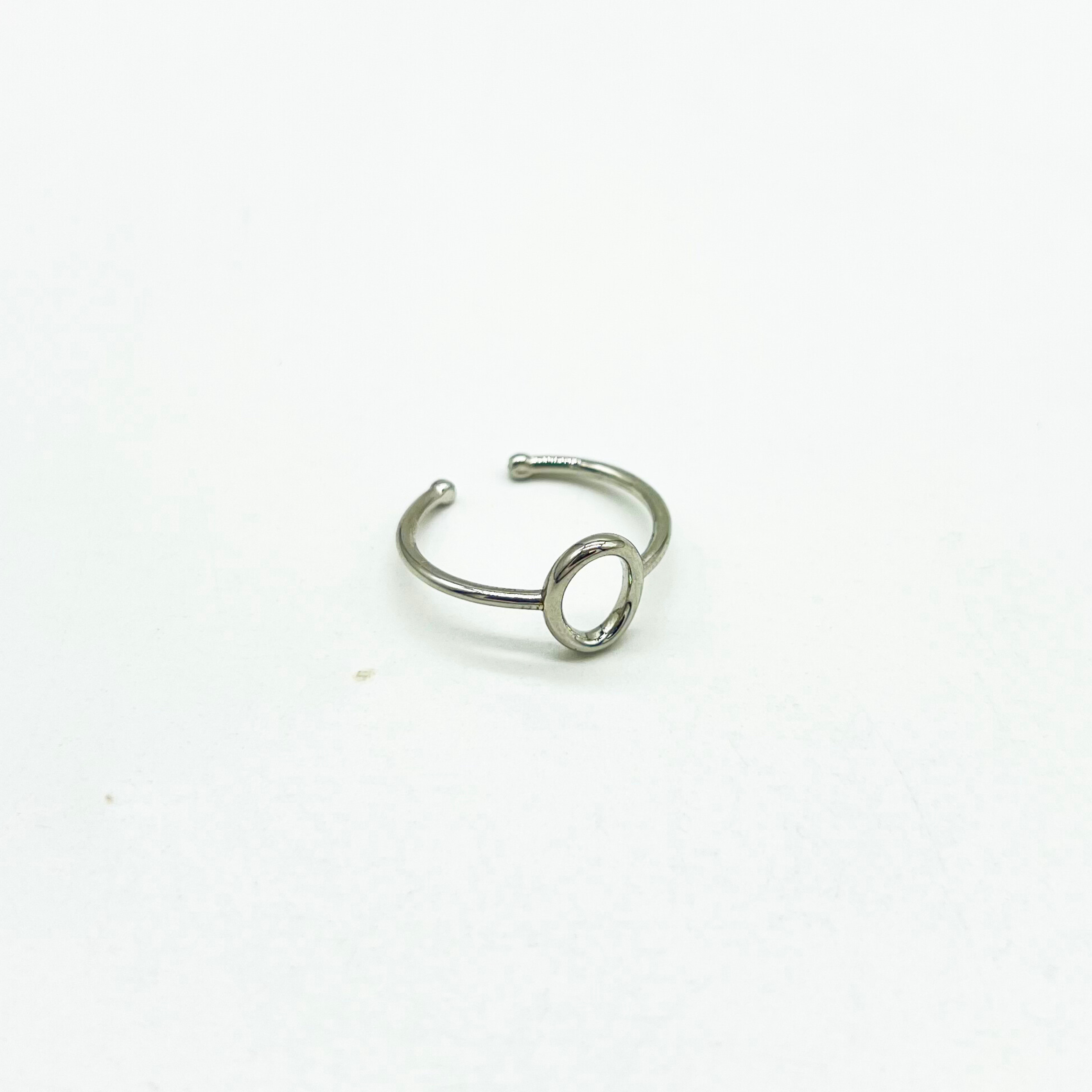 Minimalist Geometric Outline Stacking Rings